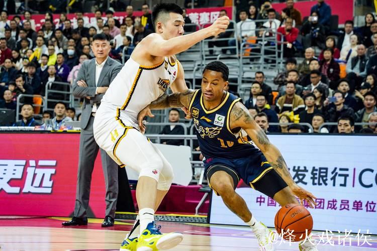 广州男篮发布赛事预告：今晚揭幕战球队将对阵四川男篮